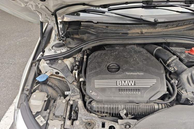 Used BMW 1 Series 2021 125i M Sport Night Edition Engine Bay Right
