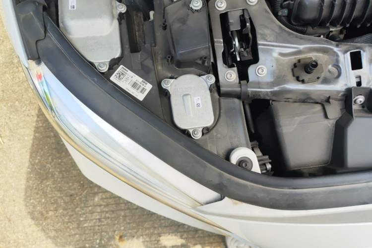 Used BMW 1 Series 2021 Restyled 125i M Sport Night Edition Engine Bay Right
