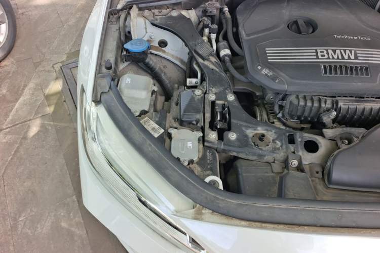 Used BMW 1 Series 2021 120i M Sport Night Edition Engine Bay Right