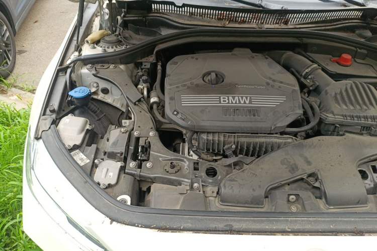 Used BMW 1 Series 2021 120i M Sport Night Edition Engine Bay Right