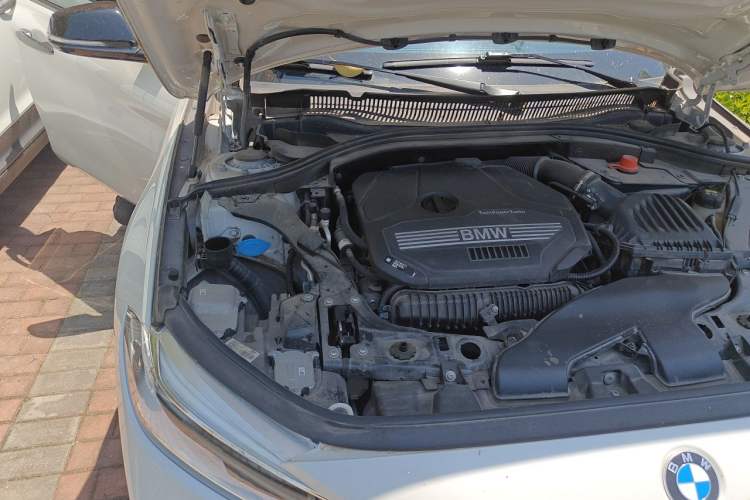 Used BMW 1 Series 2021 Restyled 125i M Sport Night Edition Engine Bay Right