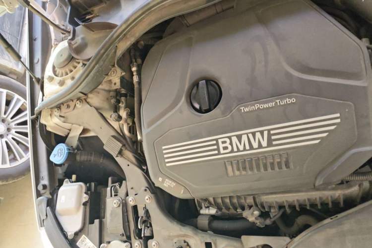 Used BMW 1 Series 2021 120i M Sport Night Edition Engine Bay Right