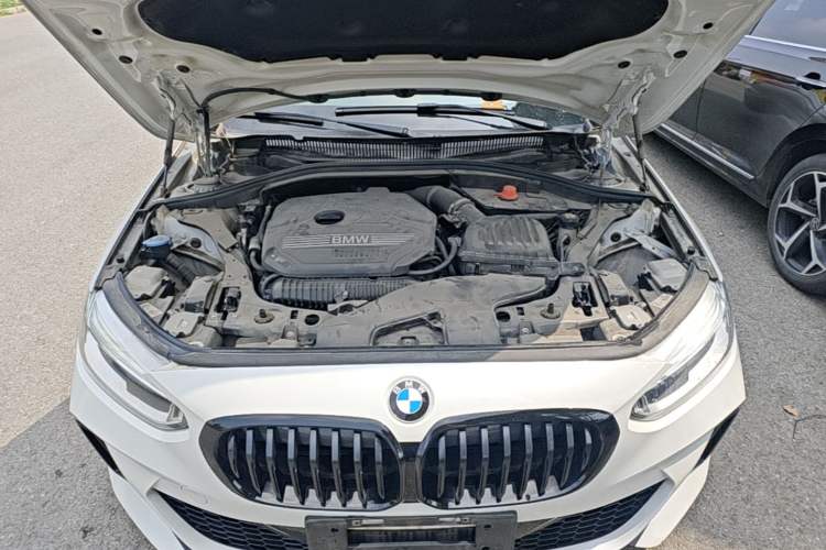 Used BMW 1 Series 2021 125i M Sport Night Edition Engine Bay