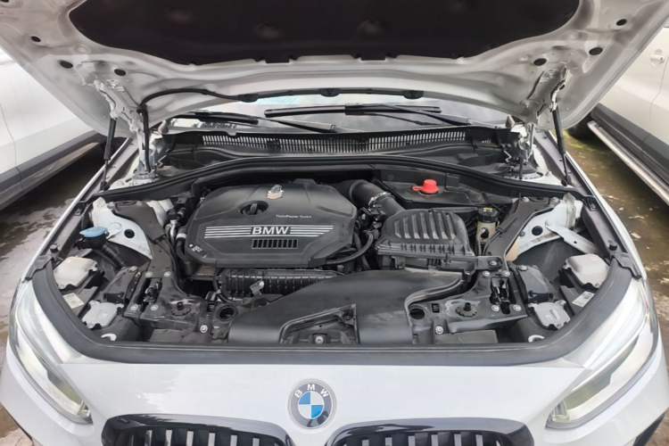 Used BMW 1 Series 2021 120i M Sport Night Edition Engine Bay