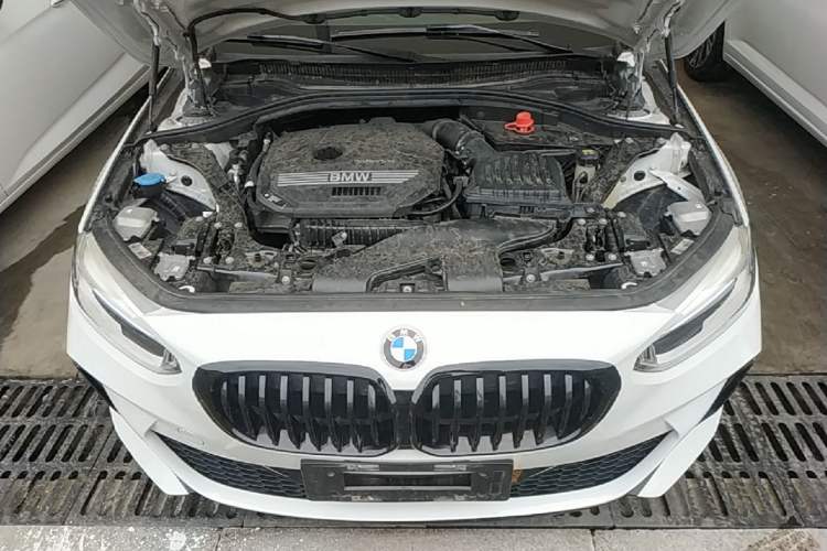 Used BMW 1 Series 2021 120i M Sport Night Edition Engine Bay