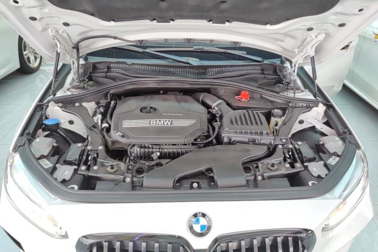 Used BMW 1 Series 2021 120i M Sport Night Edition Engine Bay
