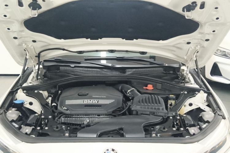 Used BMW 1 Series 2021 125i M Sport Night Edition Engine Bay