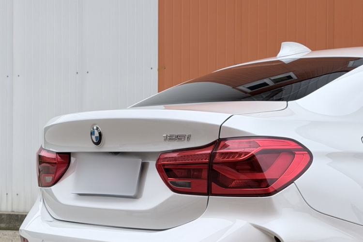 Used BMW 1 Series 2021 125i M Sport Night Edition Exterior 1