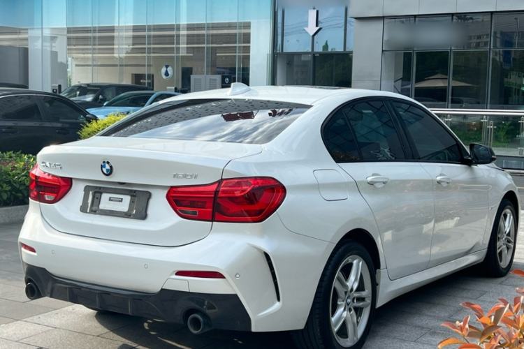 Used BMW 1 Series 2021 Revised 120i M Sport Night Edition Exterior 1