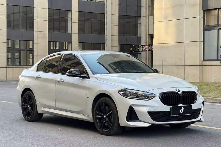 Used BMW 1 Series 2021 Restyled 125i M Sport Night Edition Exterior 1