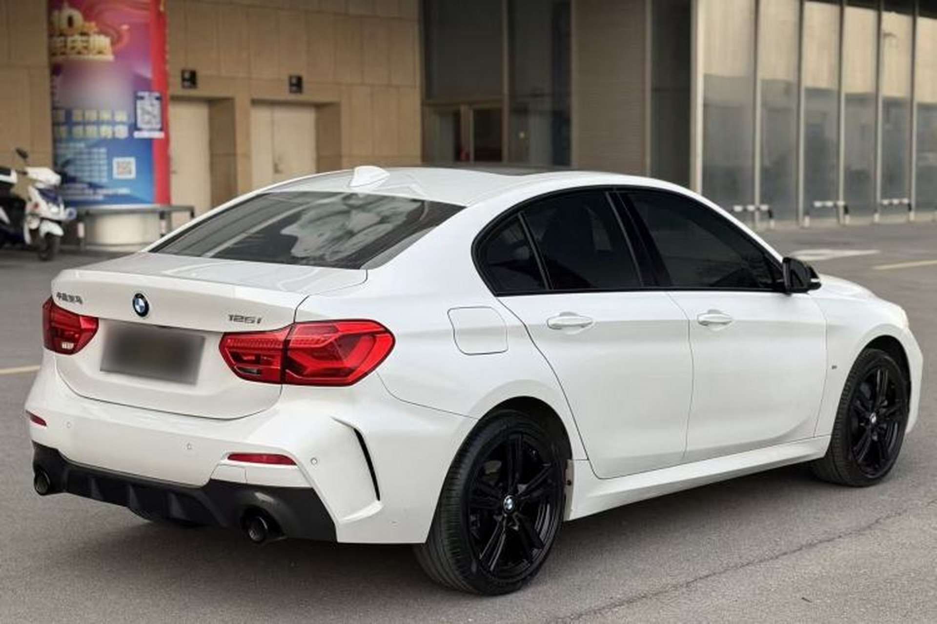 Used BMW 1 Series 2021 Restyled 125i M Sport Night Edition Exterior 10