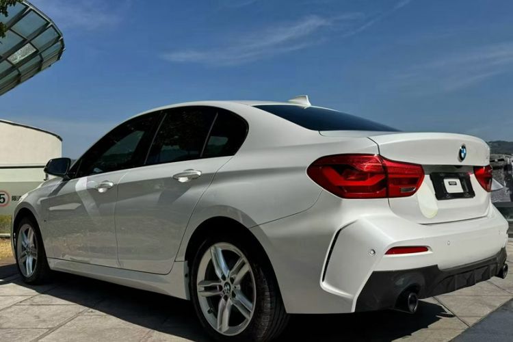 Used BMW 1 Series 2021 120i M Sport Night Edition Exterior 2