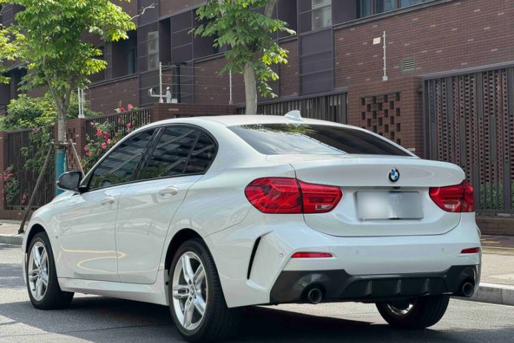 Used BMW 1 Series 2021 120i M Sport Night Edition Exterior 2