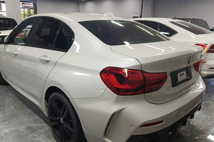 Used BMW 1 Series 2021 Restyled 125i M Sport Night Edition Exterior 2