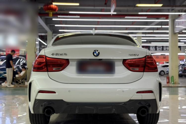 Used BMW 1 Series 2021 Restyled 125i M Sport Night Edition Exterior 2