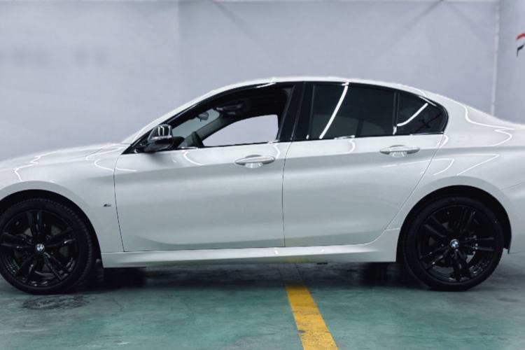 Used BMW 1 Series 2021 125i M Sport Night Edition Exterior 2