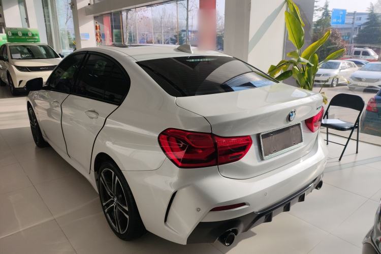 Used BMW 1 Series 2021 Restyled 125i M Sport Night Edition Exterior 2