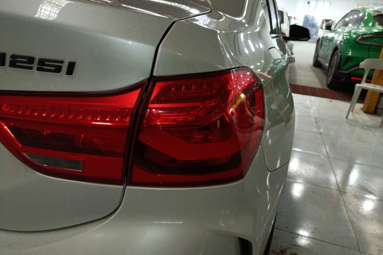 Used BMW 1 Series 2021 125i M Sport Night Edition Exterior 3