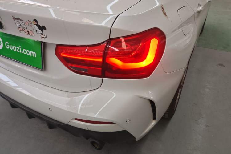 Used BMW 1 Series 2021 Revised 120i M Sport Night Edition Exterior 3