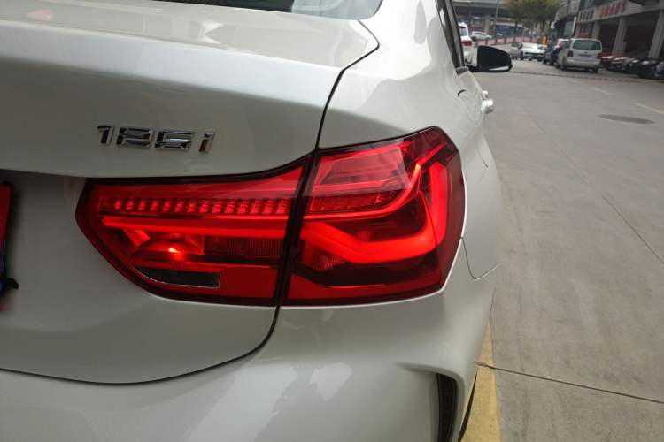 Used BMW 1 Series 2021 125i M Sport Night Edition Exterior 3