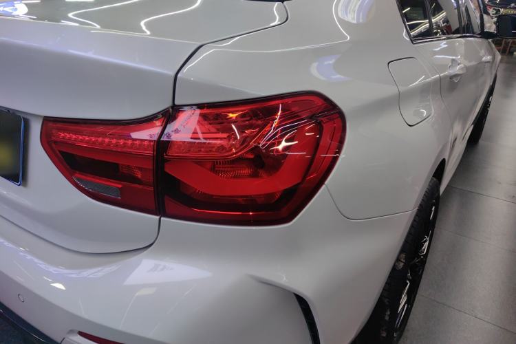 Used BMW 1 Series 2021 120i M Sport Night Edition Exterior 3