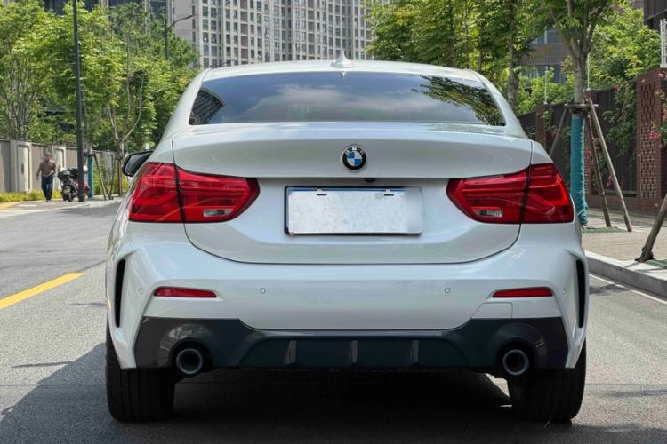 Used BMW 1 Series 2021 120i M Sport Night Edition Exterior 3