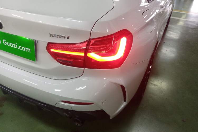 Used BMW 1 Series 2021 Restyled 125i M Sport Night Edition Exterior 3