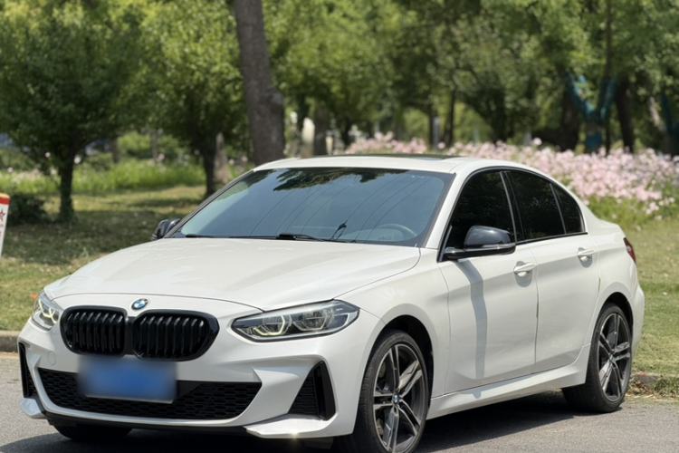 Used BMW 1 Series 2021 Restyled 125i M Sport Night Edition Exterior 3