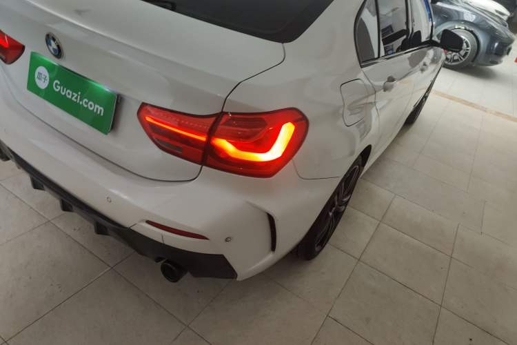 Used BMW 1 Series 2021 125i M Sport Night Edition Exterior 3