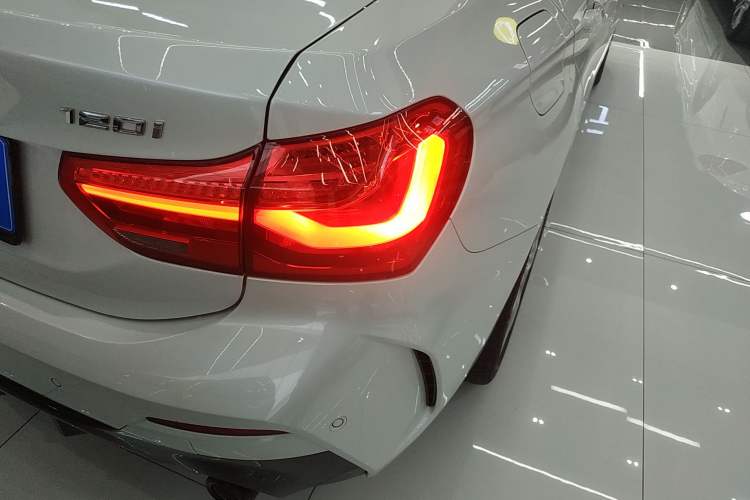 Used BMW 1 Series 2021 Revised 120i M Sport Night Edition Exterior 3