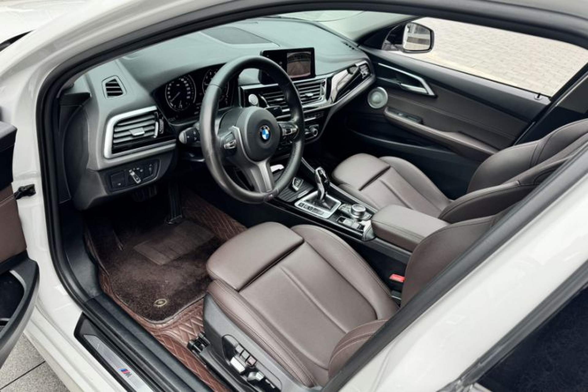 Used BMW 1 Series 2021 120i M Sport Night Edition Exterior 3