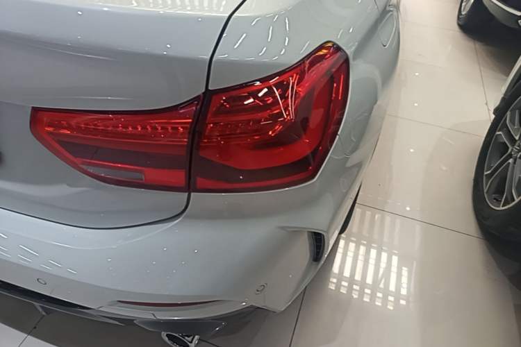 Used BMW 1 Series 2021 120i M Sport Edition Exterior 3