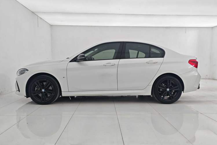 Used BMW 1 Series 2021 125i M Sport Night Edition Exterior 3