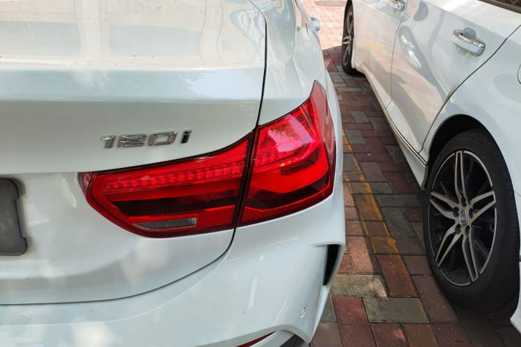 Used BMW 1 Series 2021 Revised 120i M Sport Night Edition Exterior 3