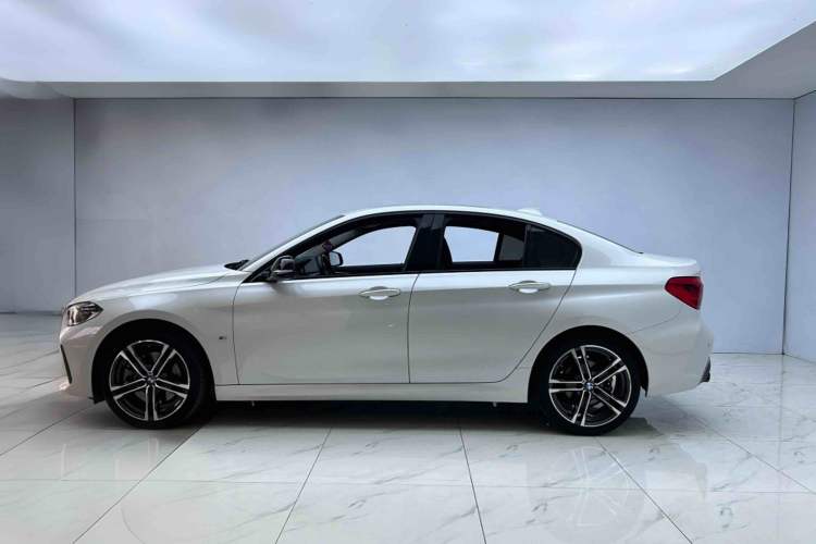 Used BMW 1 Series 2021 Restyled 125i M Sport Night Edition Exterior 3