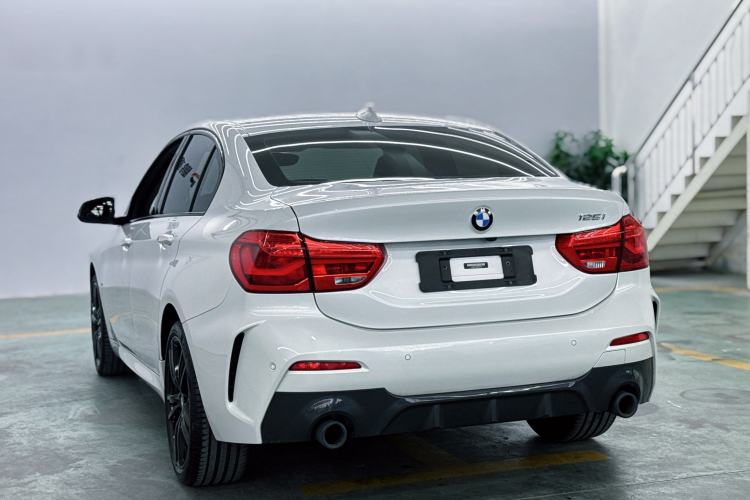 Used BMW 1 Series 2021 125i M Sport Night Edition Exterior 3