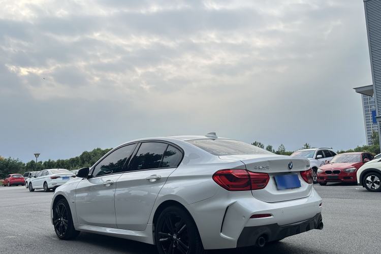 Used BMW 1 Series 2021 125i M Sport Night Edition Exterior 4