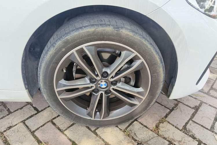 Used BMW 1 Series 2021 120i M Sport Edition Exterior 4