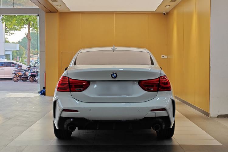 Used BMW 1 Series 2021 Revised 120i M Sport Night Edition Exterior 4