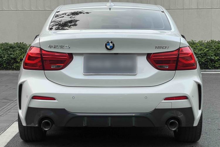 Used BMW 1 Series 2021 Revised 120i M Sport Night Edition Exterior 4