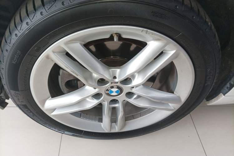 Used BMW 1 Series 2021 120i M Sport Night Edition Exterior 4