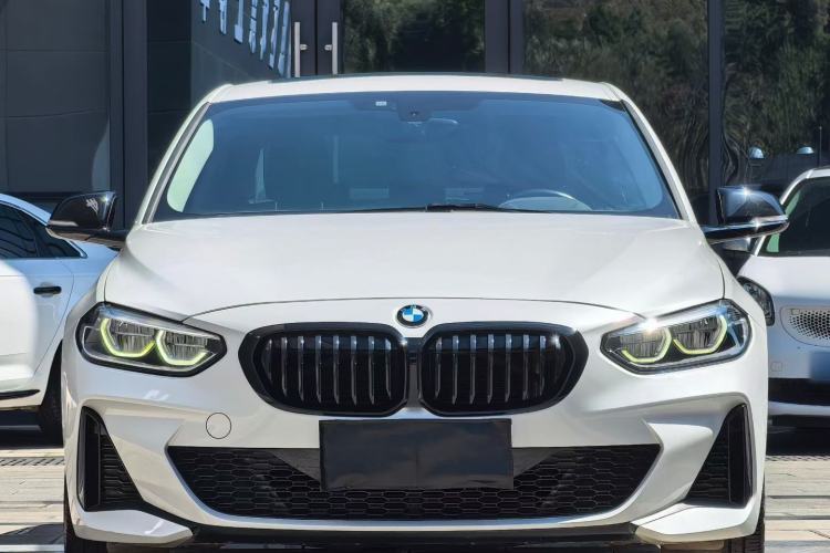 Used BMW 1 Series 2021 120i M Sport Night Edition Exterior 4