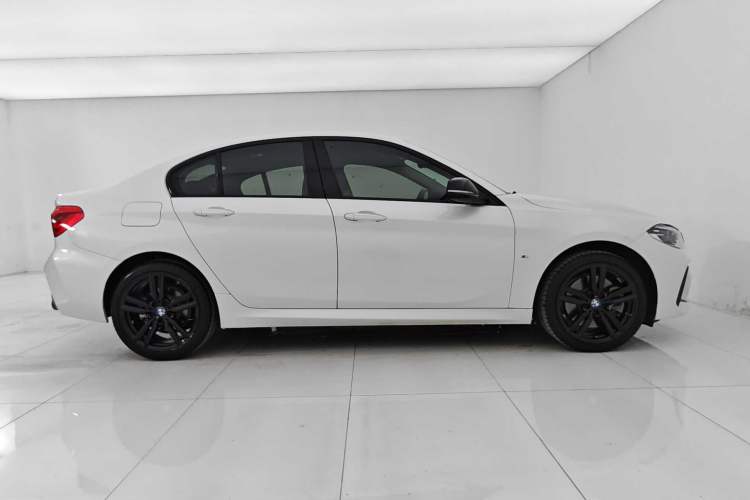 Used BMW 1 Series 2021 125i M Sport Night Edition Exterior 4