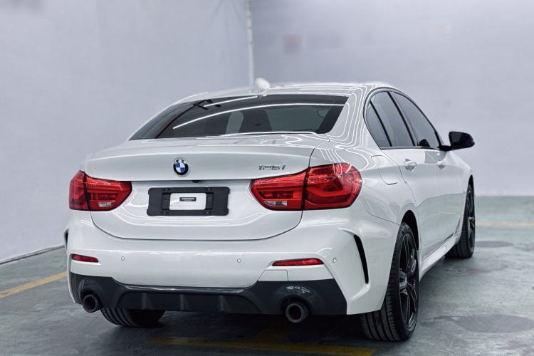 Used BMW 1 Series 2021 125i M Sport Night Edition Exterior 4