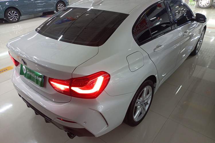 Used BMW 1 Series 2021 Revised 120i M Sport Night Edition Exterior 5