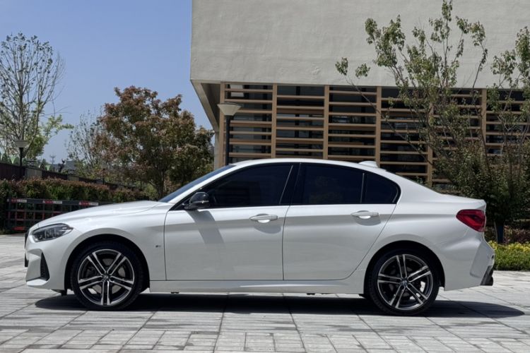 Used BMW 1 Series 2021 Restyled 125i M Sport Night Edition Exterior 5
