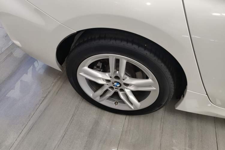 Used BMW 1 Series 2021 Revised 120i M Sport Night Edition Exterior 5