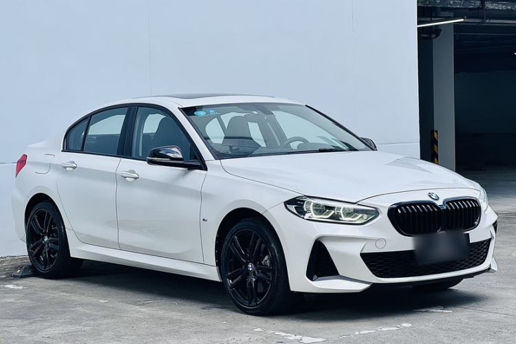 Used BMW 1 Series 2021 125i M Sport Night Edition Exterior 5