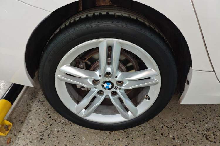 Used BMW 1 Series 2021 Revised 120i M Sport Night Edition Exterior 5