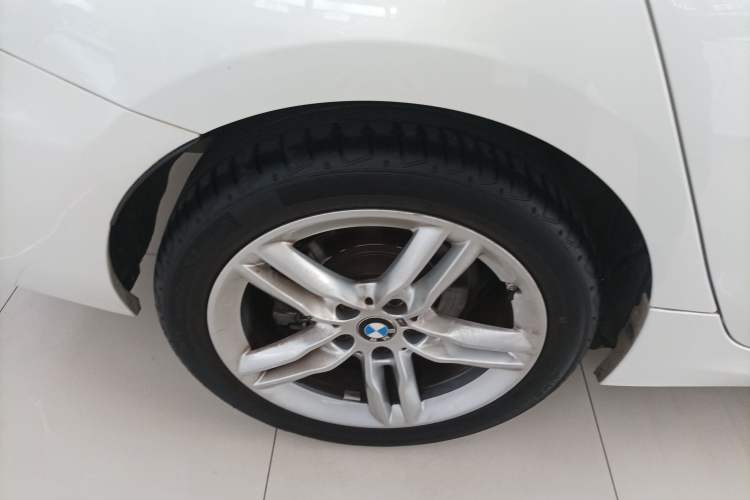 Used BMW 1 Series 2021 120i M Sport Night Edition Exterior 5